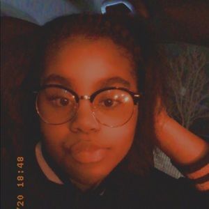 Meet your Posher, Shaniah